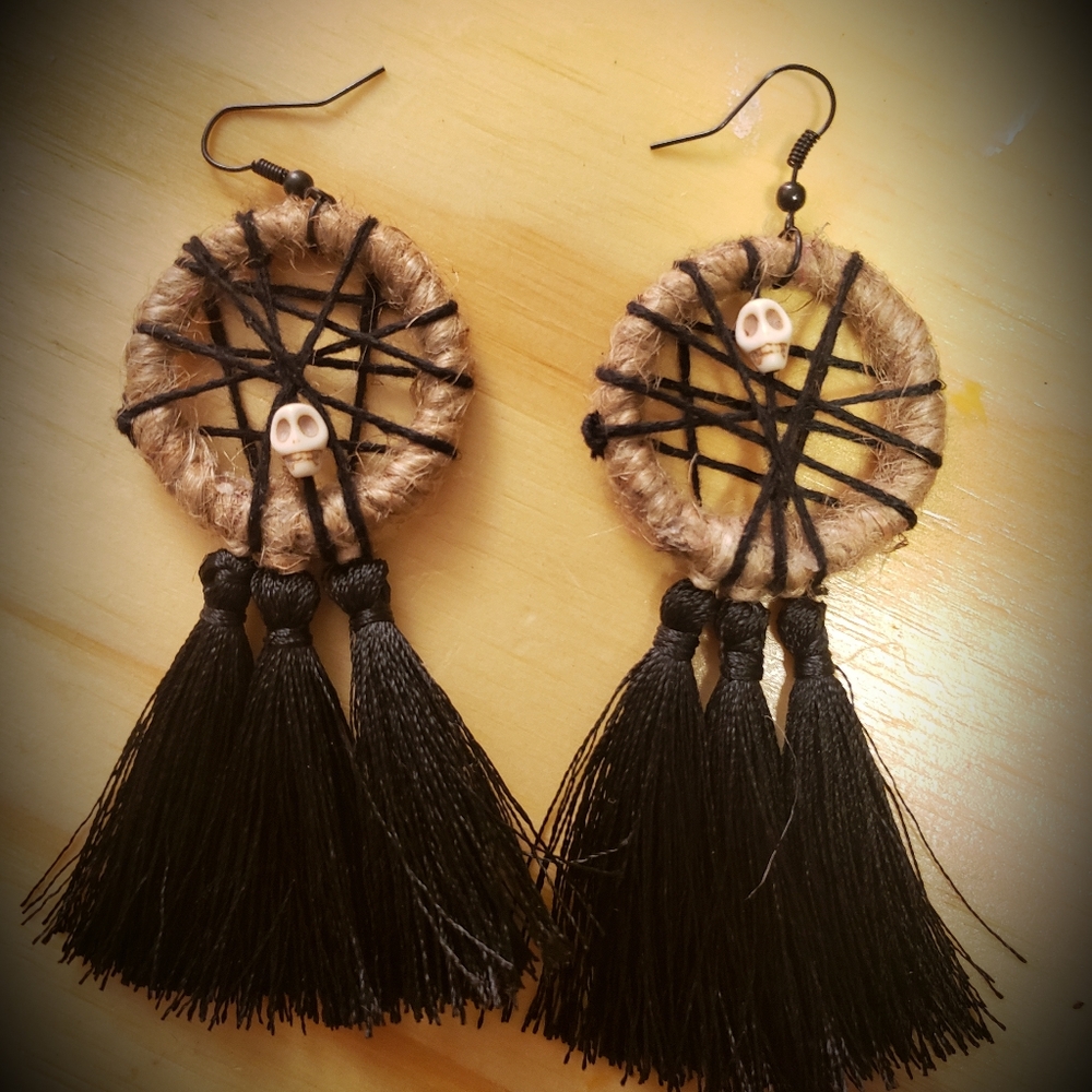 Dream "nightmare" Catcher Skull earrings